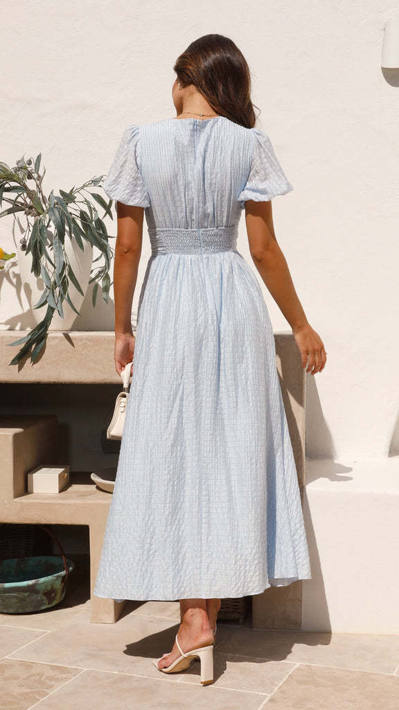 Elegant sommarklänning med puffärm och slank midja – V-ringning och A-linje - Fyvra